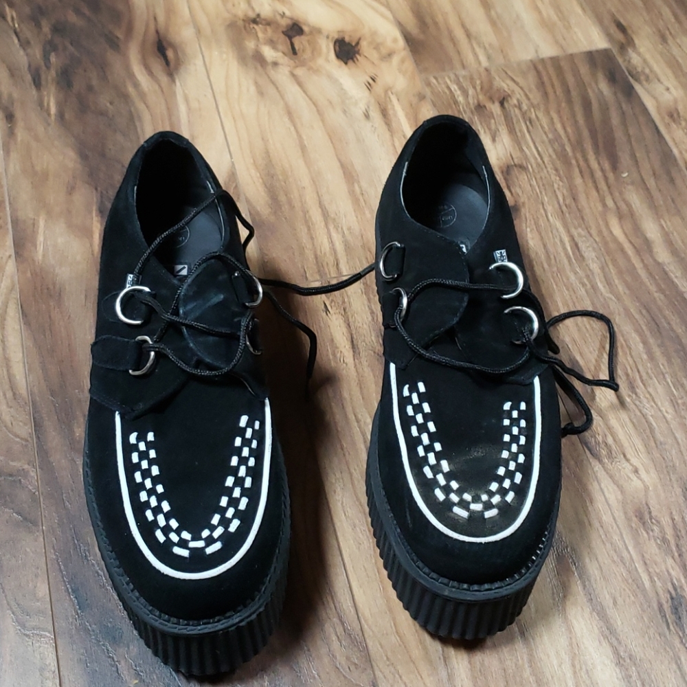 Black Creepers
